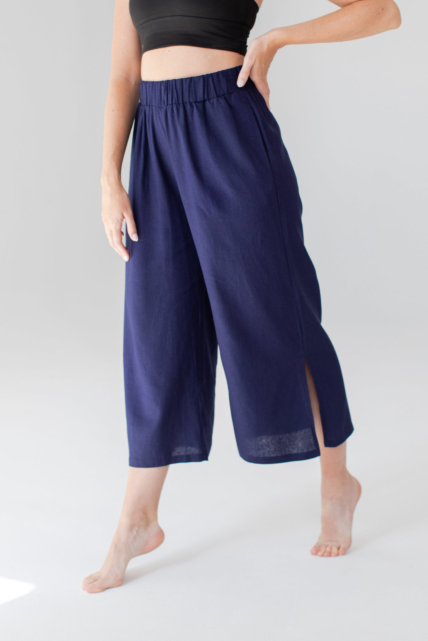 Essential Crop Pant